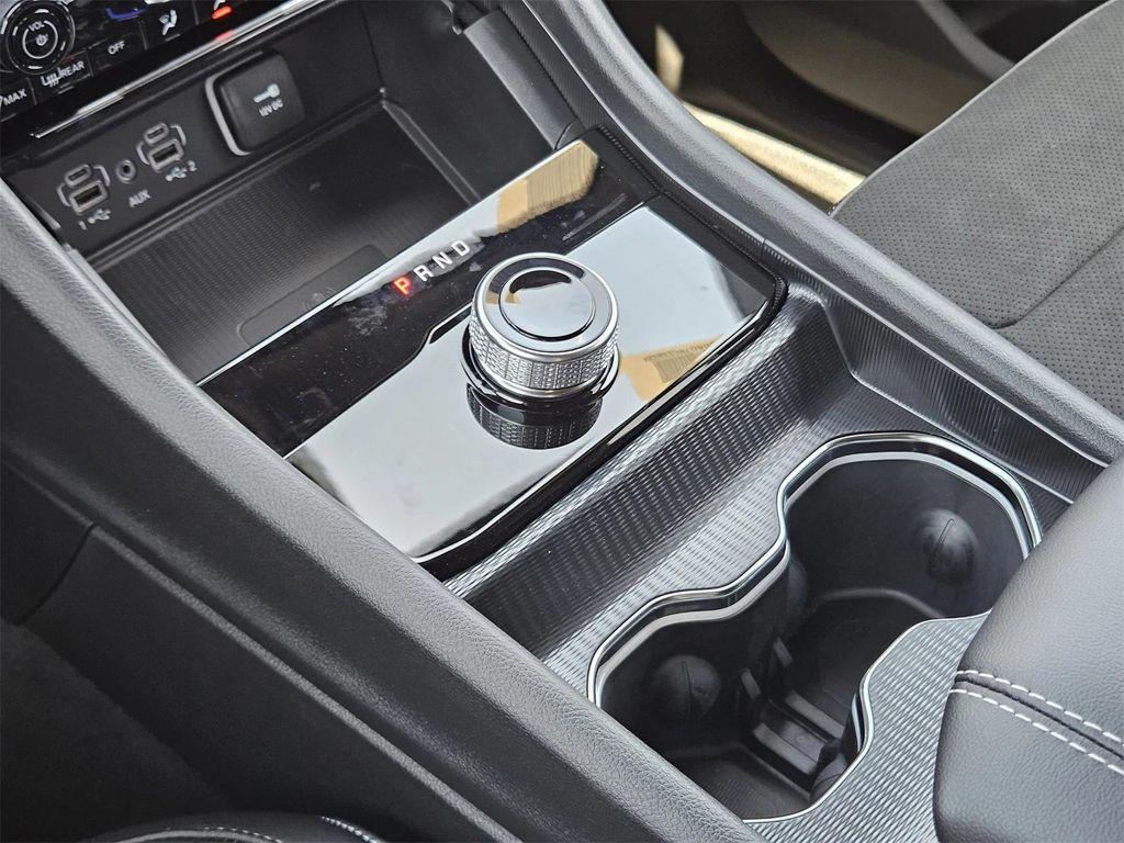 new 2025 Jeep Grand Cherokee car, priced at $37,312