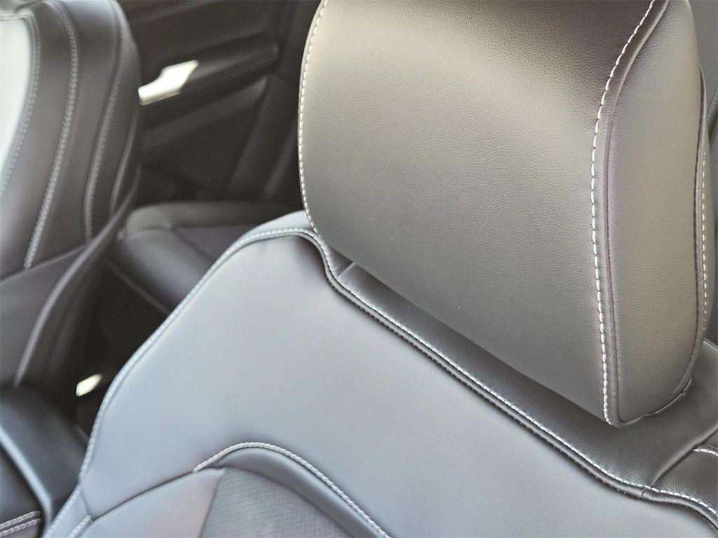 new 2025 Jeep Grand Cherokee car, priced at $37,312