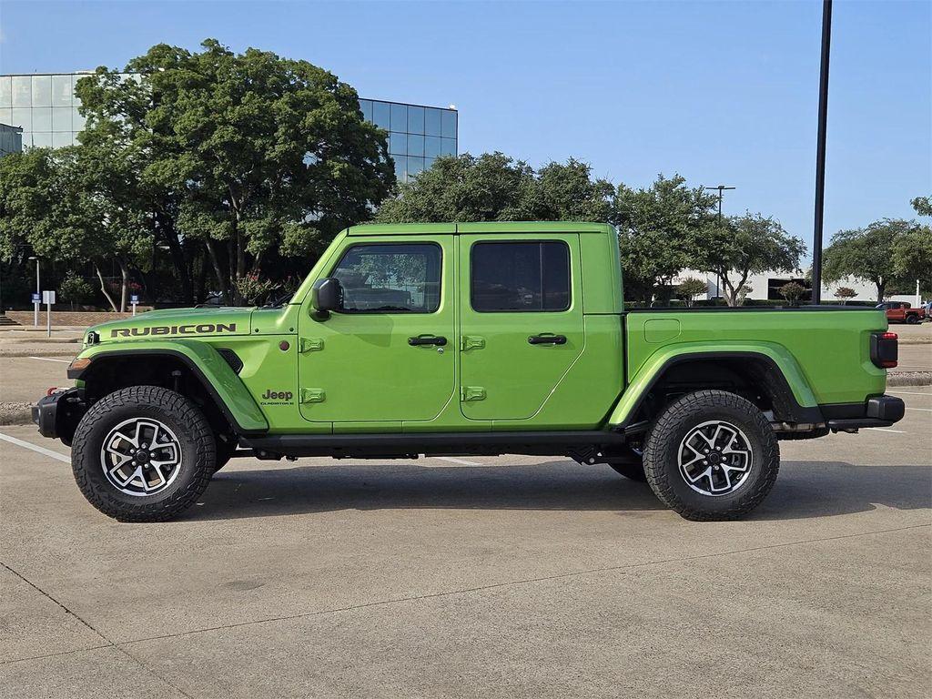 new 2025 Jeep Gladiator car, priced at $45,338