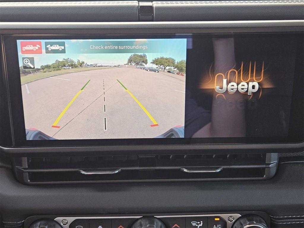 new 2025 Jeep Gladiator car, priced at $45,338