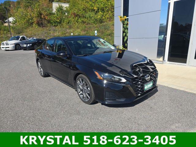 used 2023 Nissan Altima car, priced at $22,729