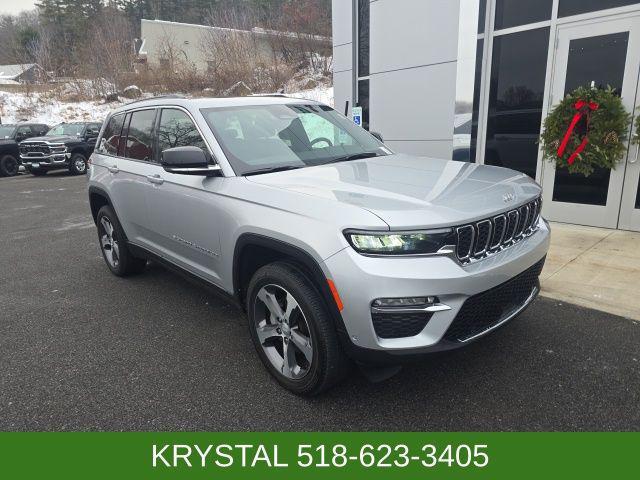 used 2024 Jeep Grand Cherokee car, priced at $37,399