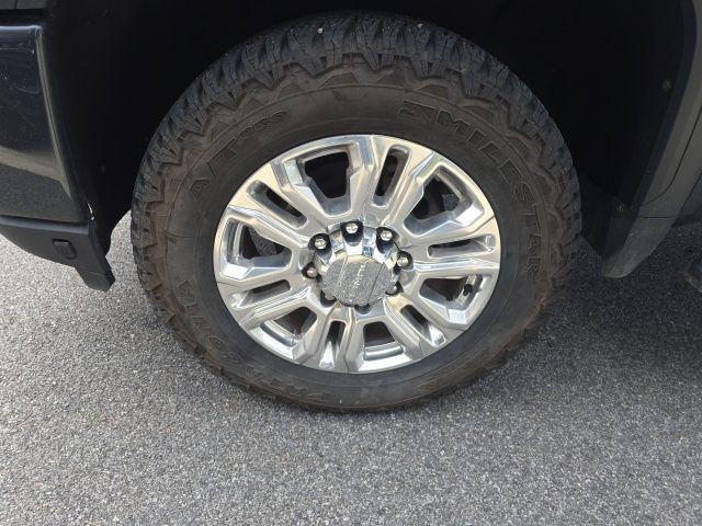 used 2022 GMC Sierra 2500 car, priced at $59,999