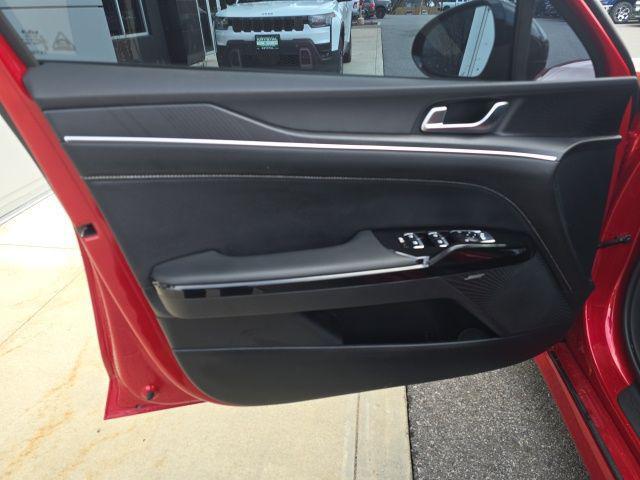 used 2025 Kia K5 car, priced at $28,999