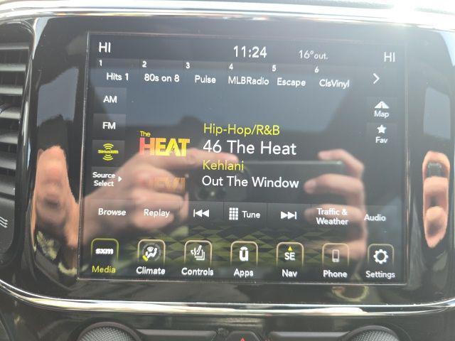 used 2021 Jeep Grand Cherokee car, priced at $25,890