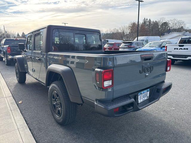 new 2026 Jeep Gladiator car, priced at $44,359