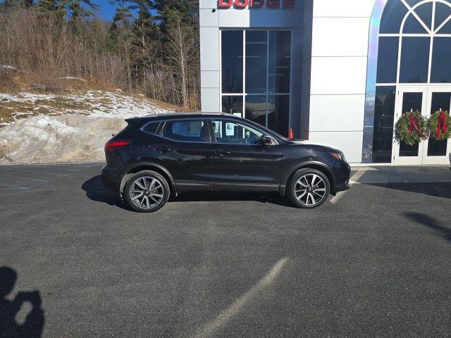 used 2017 Nissan Rogue Sport car, priced at $13,899