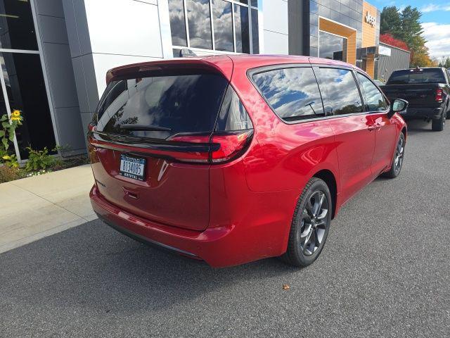 new 2026 Chrysler Pacifica car, priced at $43,358