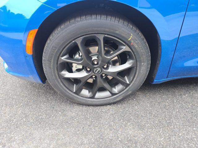 new 2026 Chrysler Pacifica car, priced at $45,771