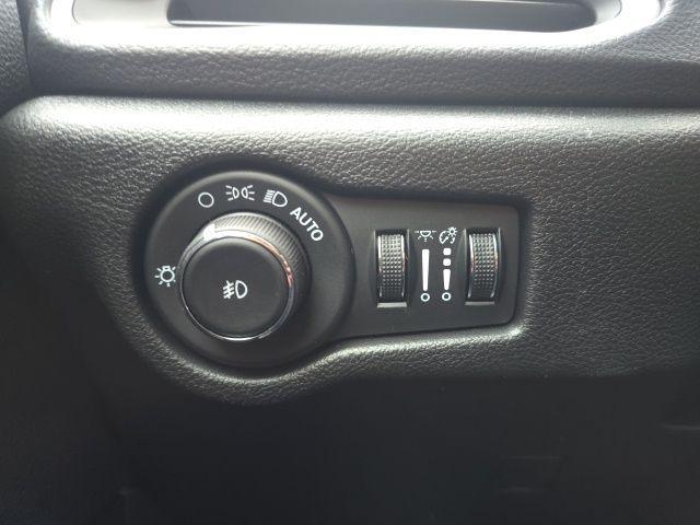 new 2026 Chrysler Pacifica car, priced at $45,771