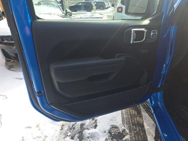 new 2026 Jeep Wrangler car, priced at $47,924