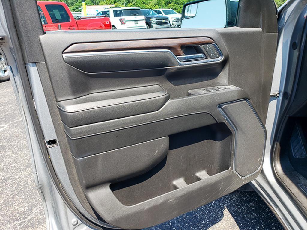 used 2024 GMC Sierra 1500 car, priced at $36,595