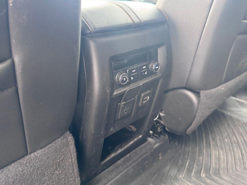 used 2021 Chevrolet Traverse car, priced at $24,991