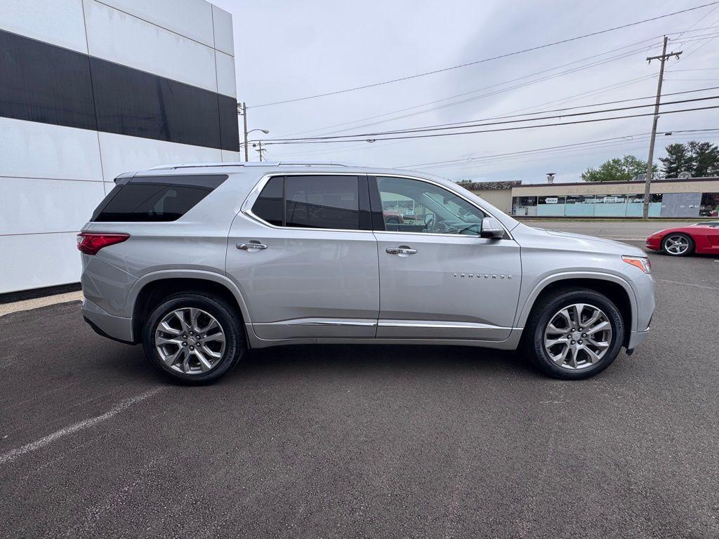 used 2021 Chevrolet Traverse car, priced at $24,991