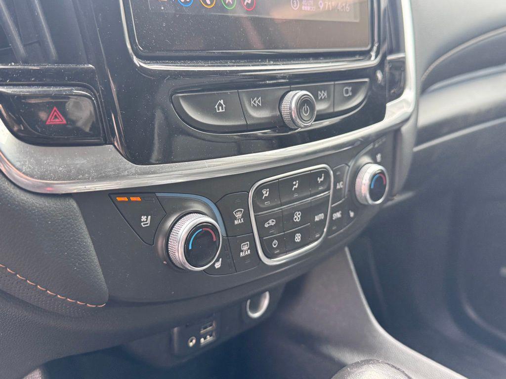 used 2021 Chevrolet Traverse car, priced at $24,991