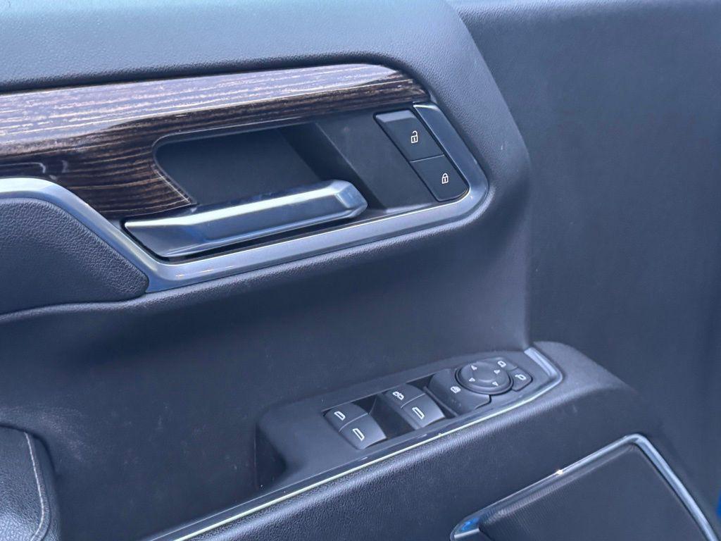 used 2023 GMC Sierra 1500 car, priced at $45,990