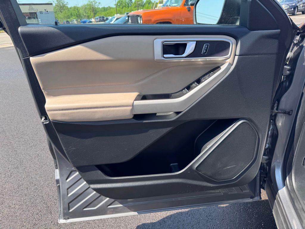 used 2022 Ford Explorer car, priced at $25,991
