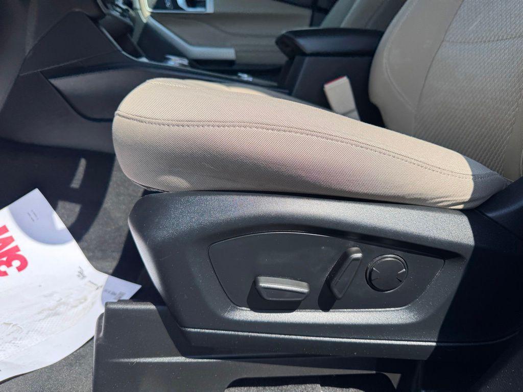 used 2022 Ford Explorer car, priced at $25,991