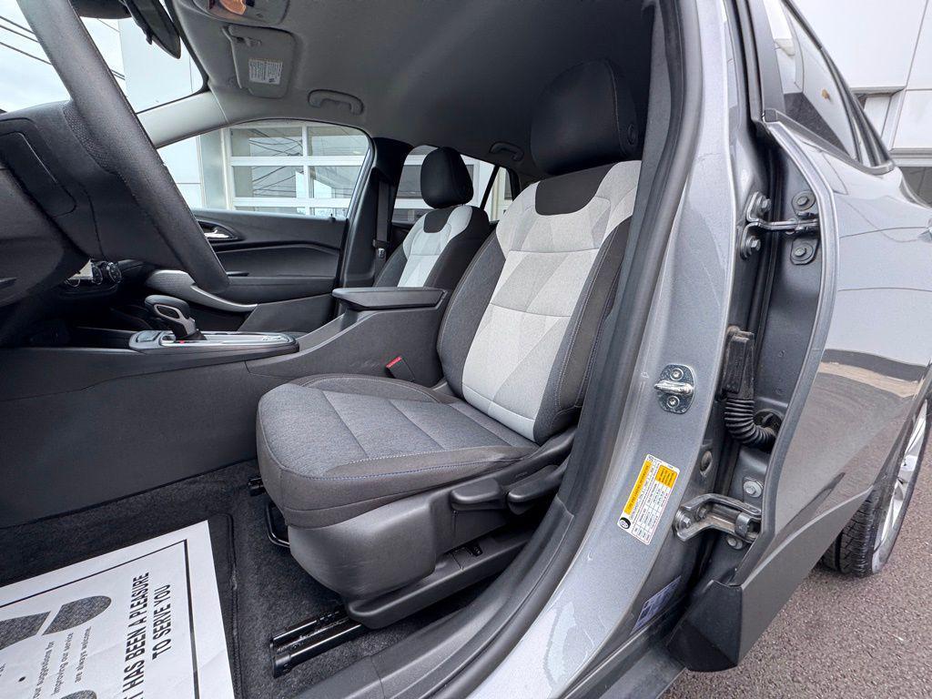 used 2024 Chevrolet Trax car