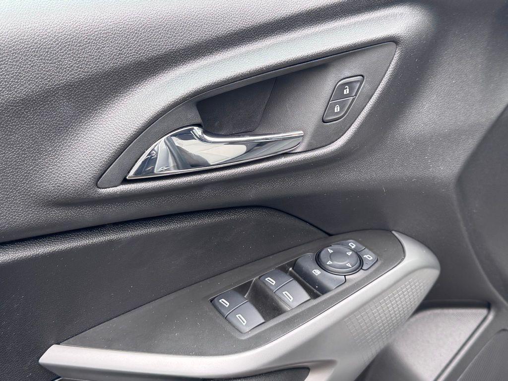 used 2024 Chevrolet Trax car