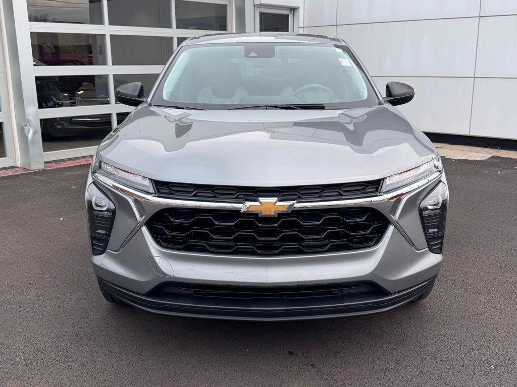 used 2024 Chevrolet Trax car