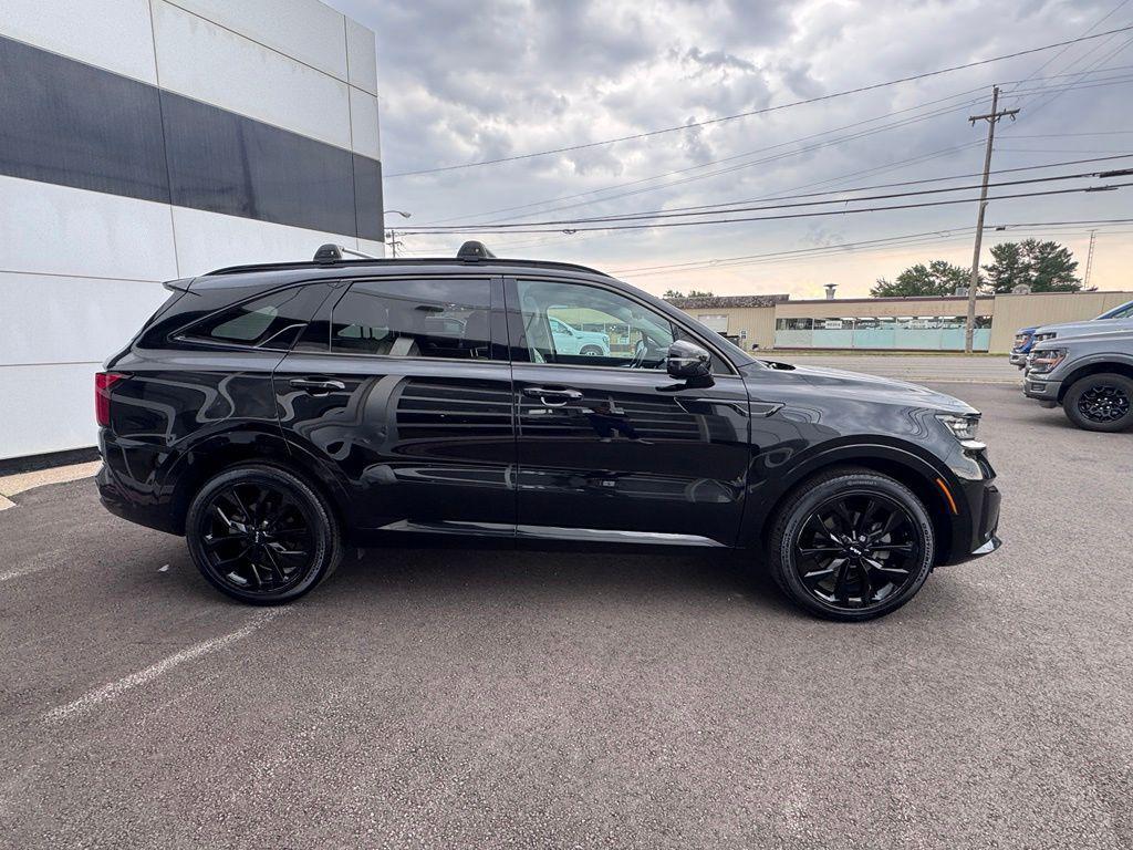 used 2022 Kia Sorento car, priced at $24,309
