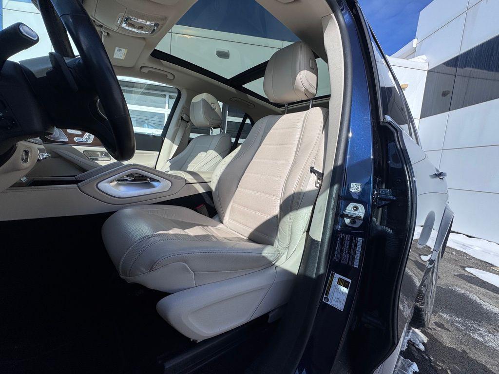 used 2021 Mercedes-Benz GLE 450 car, priced at $35,368