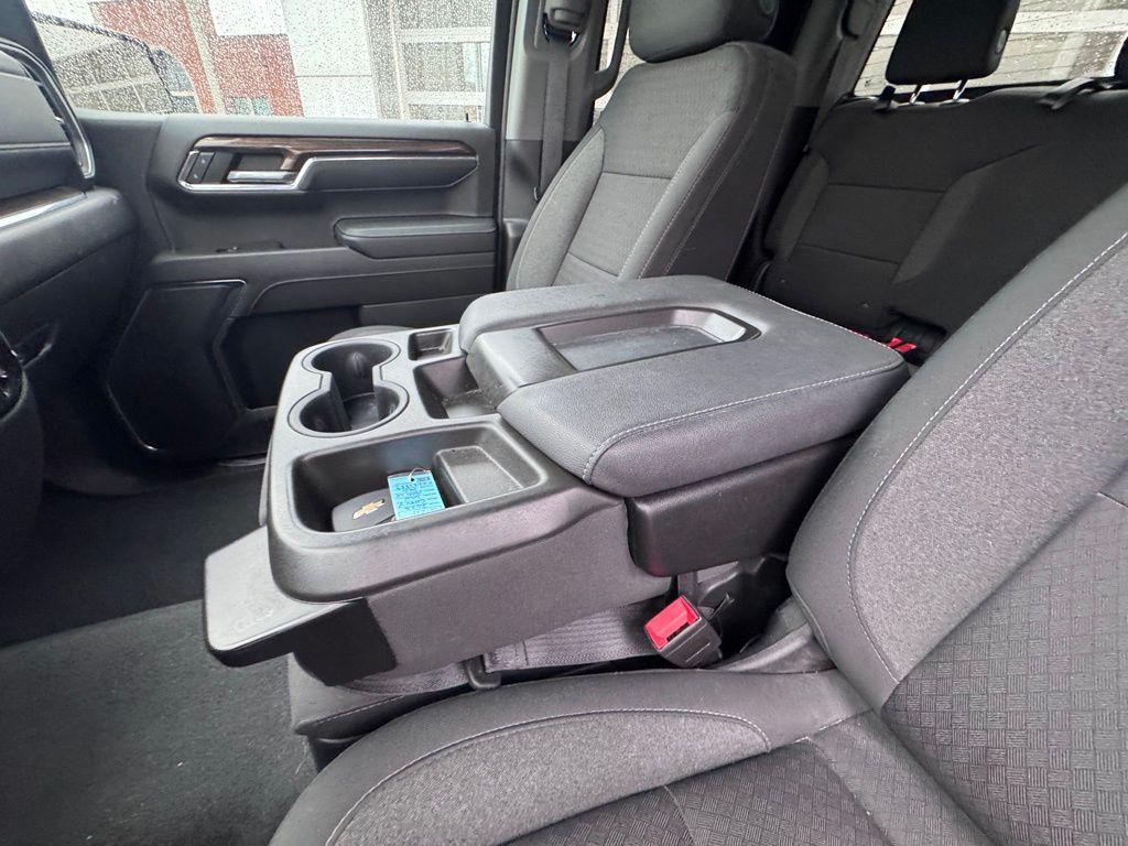 used 2023 Chevrolet Silverado 1500 car, priced at $30,000