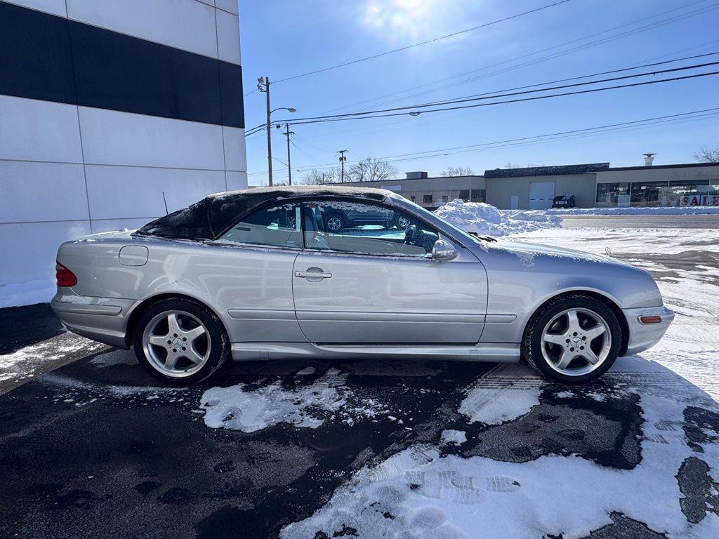 used 2002 Mercedes-Benz CLK-Class car, priced at $13,567