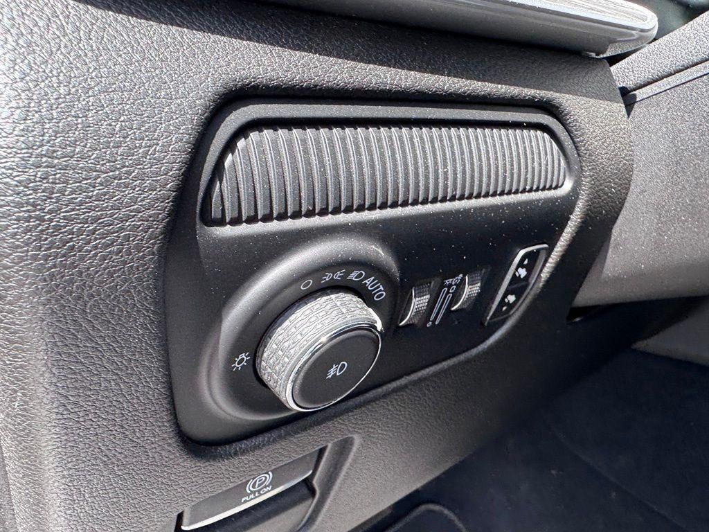 used 2023 Jeep Wagoneer L car, priced at $31,393