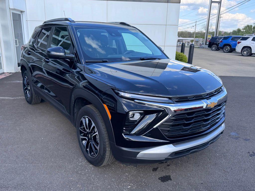 used 2025 Chevrolet TrailBlazer car, priced at $23,691