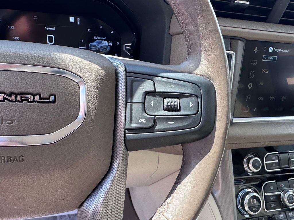 used 2023 GMC Yukon XL car, priced at $55,792