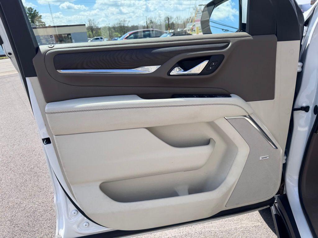 used 2023 GMC Yukon XL car, priced at $55,792