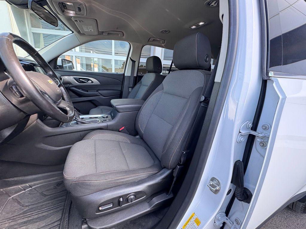 used 2019 Chevrolet Traverse car, priced at $15,398