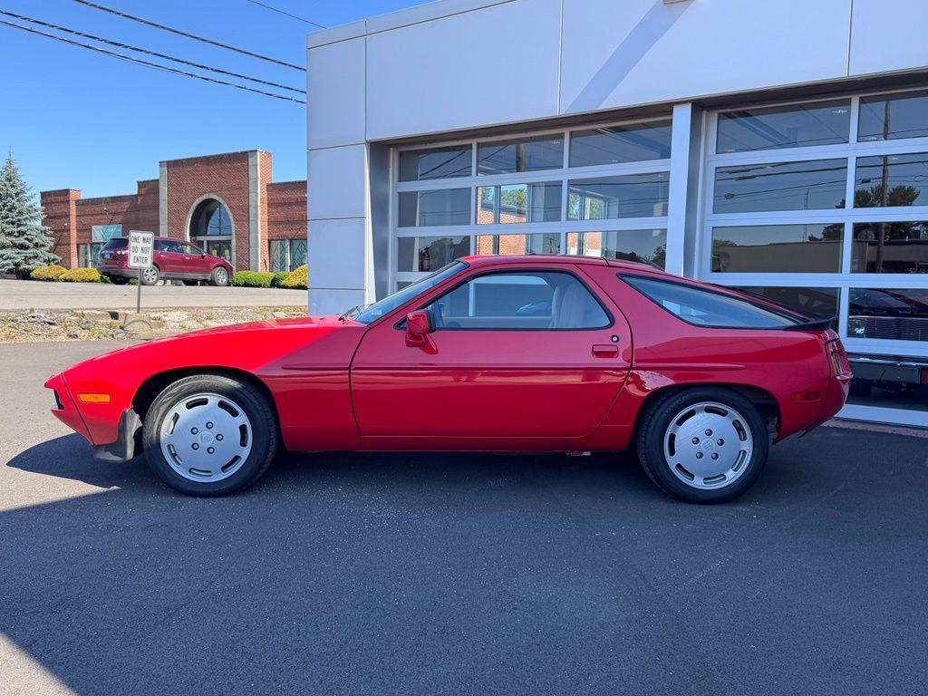 used 1986 Porsche 928 car, priced at $28,991