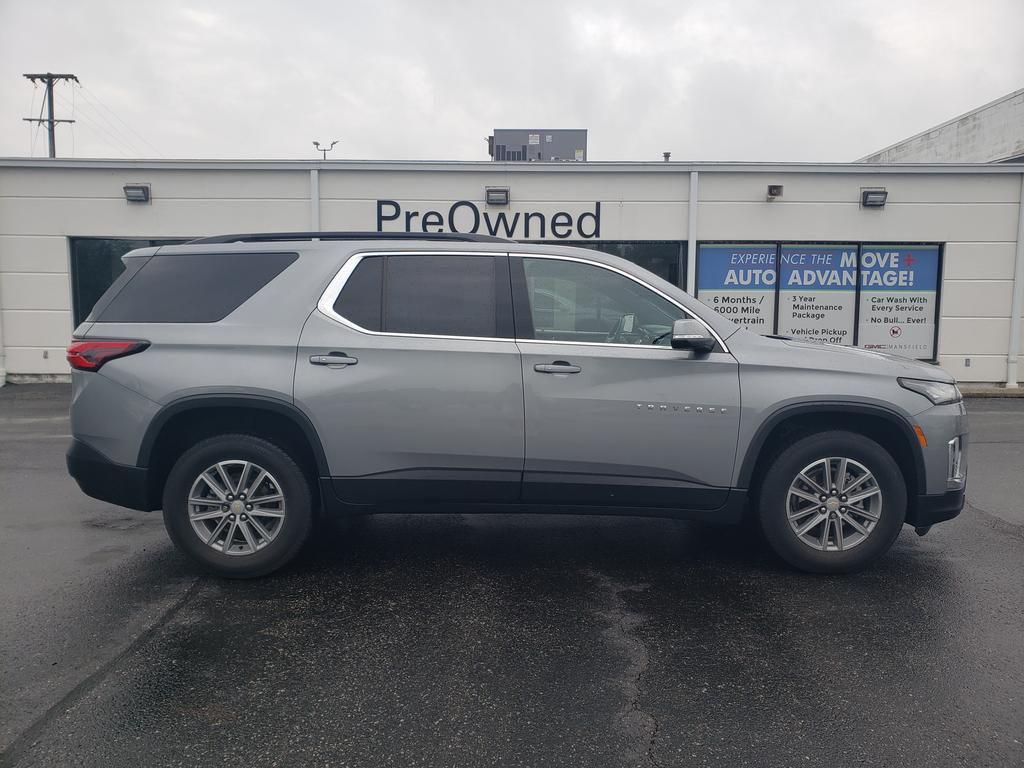 used 2023 Chevrolet Traverse car, priced at $28,500