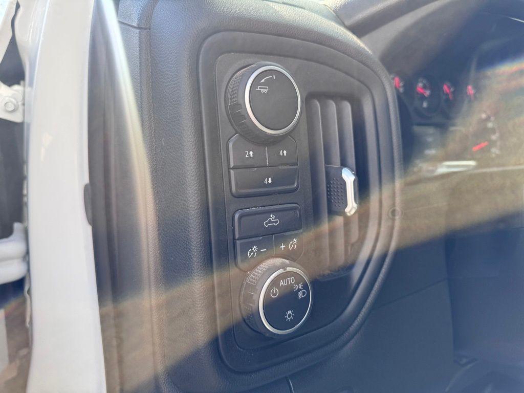 used 2025 Chevrolet Silverado 3500 car, priced at $65,982