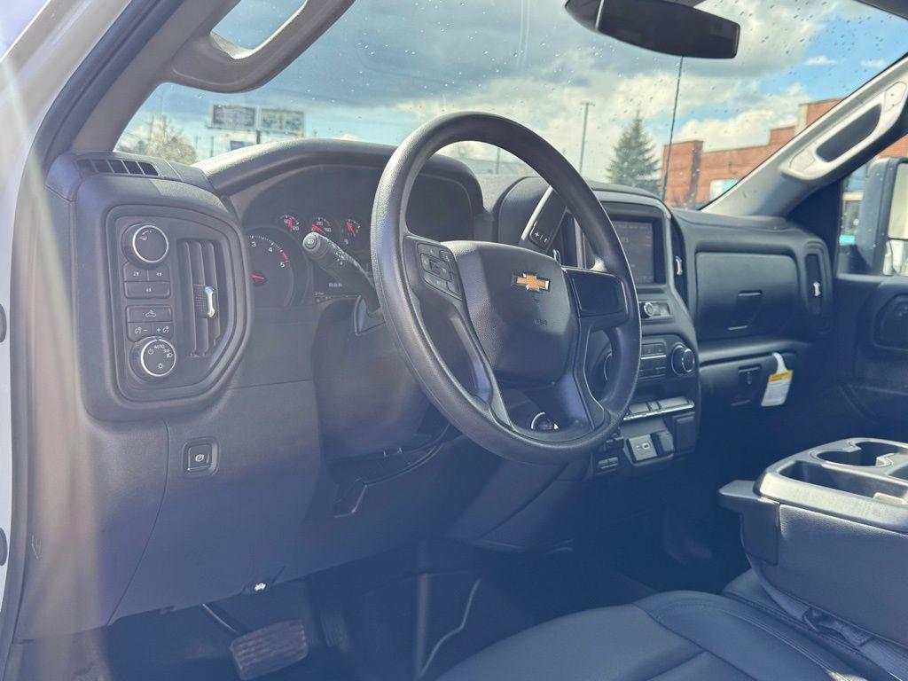used 2025 Chevrolet Silverado 3500 car, priced at $65,982