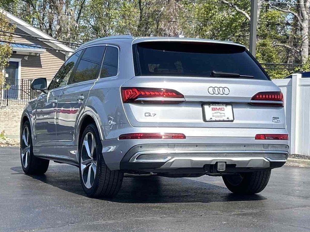 used 2020 Audi Q7 car, priced at $26,985