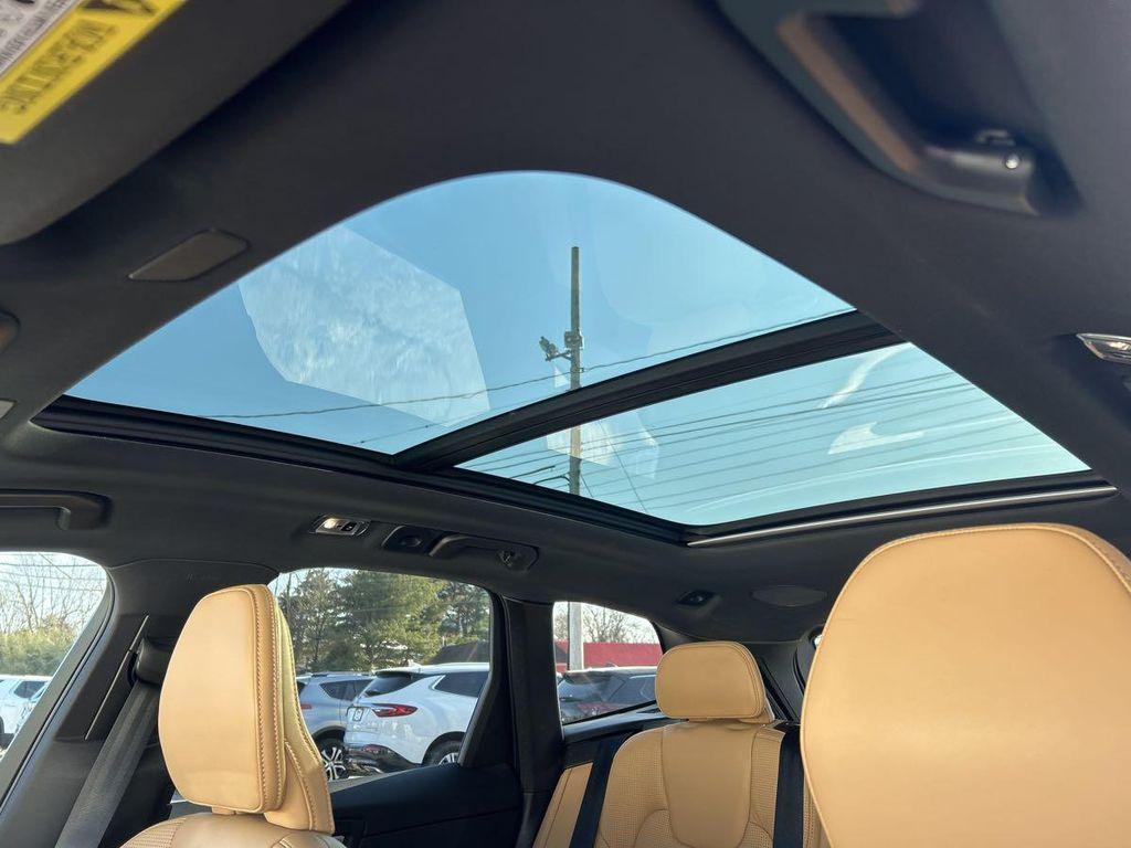 used 2021 Volvo XC60 car, priced at $28,459