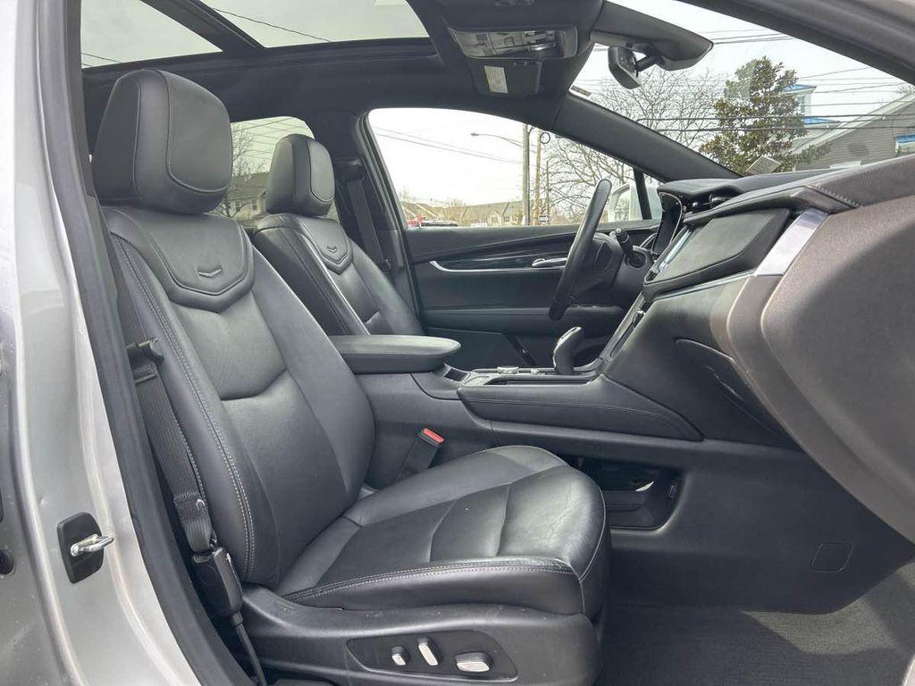 used 2020 Cadillac XT5 car, priced at $20,985