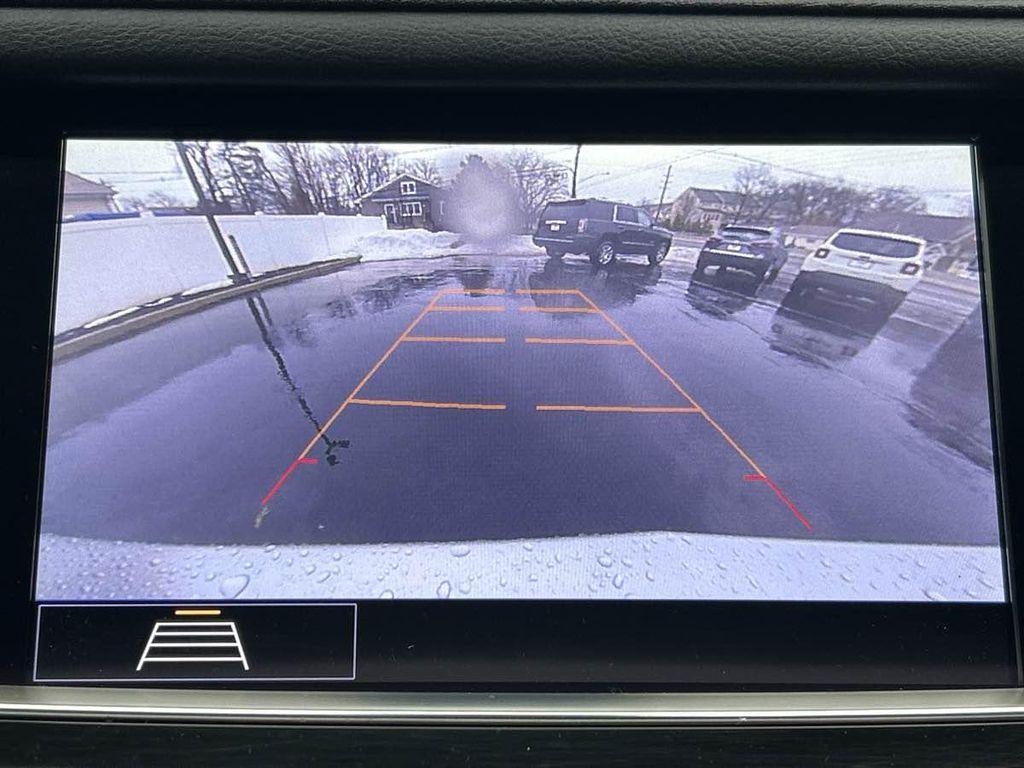 used 2020 Cadillac XT5 car, priced at $22,985