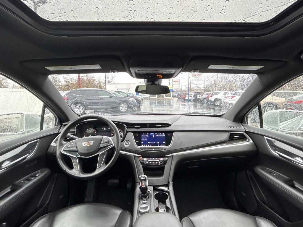 used 2020 Cadillac XT5 car, priced at $22,985