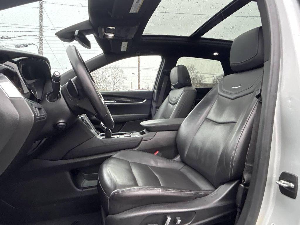 used 2020 Cadillac XT5 car, priced at $22,985