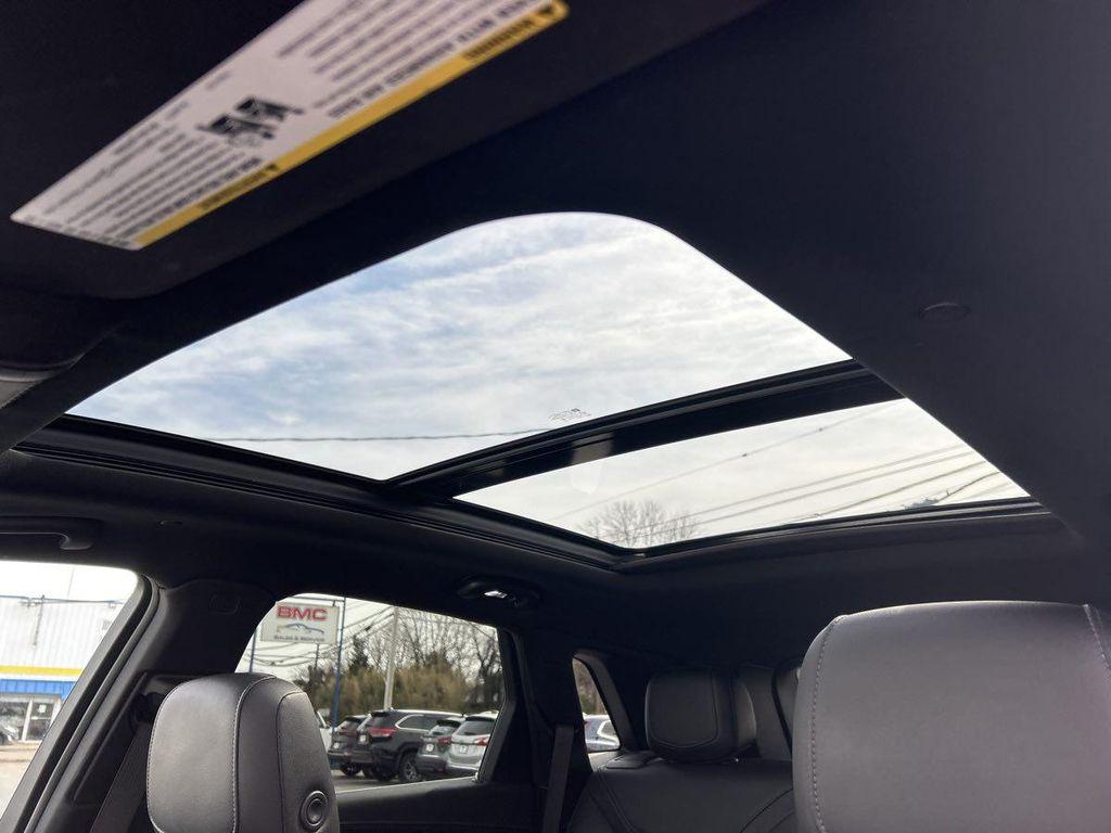 used 2020 Cadillac XT5 car, priced at $20,985