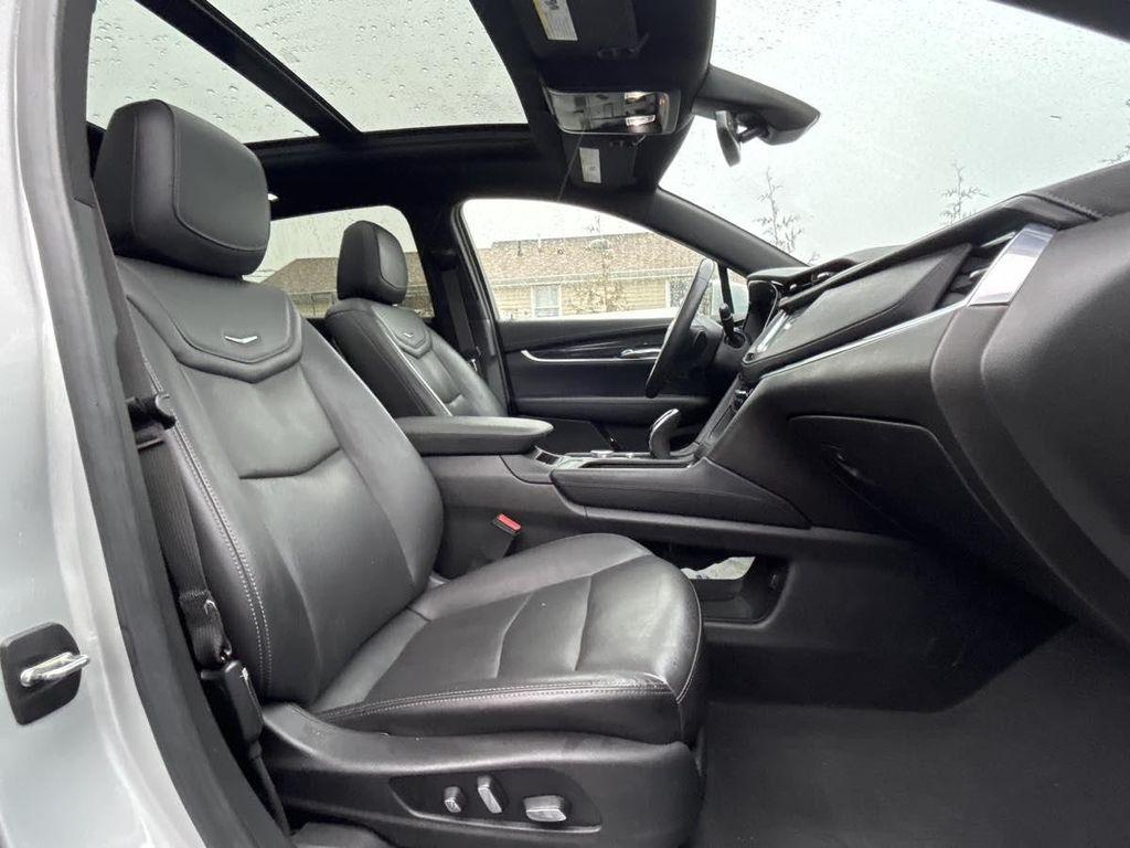 used 2020 Cadillac XT5 car, priced at $22,985