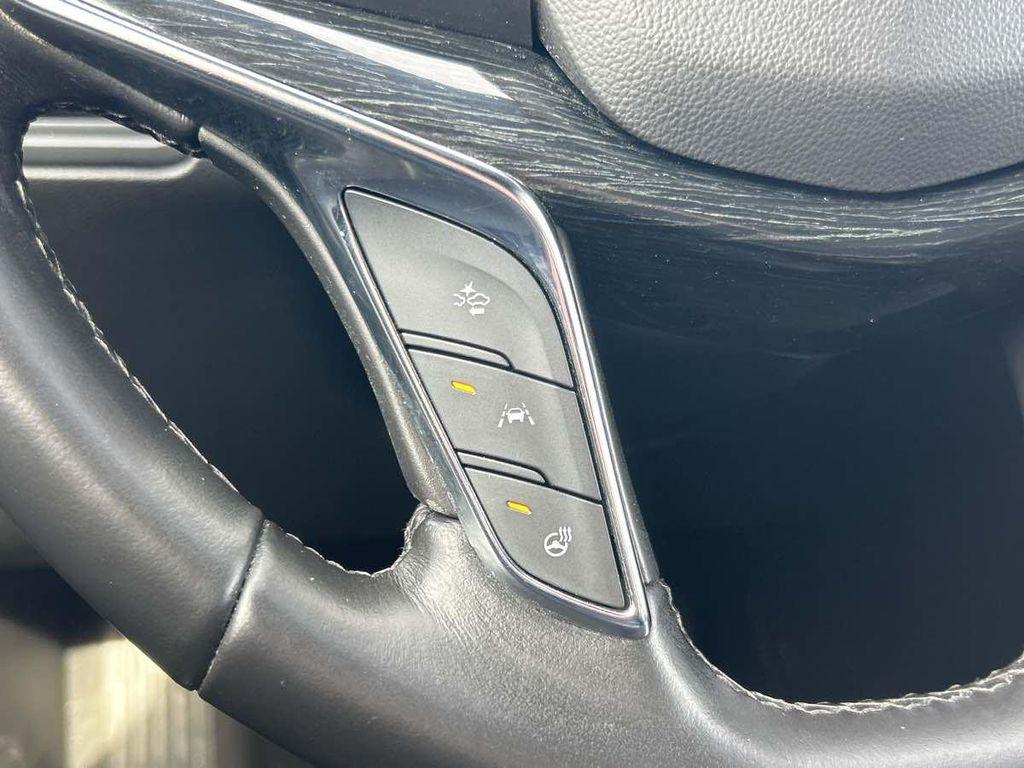 used 2020 Cadillac XT5 car, priced at $20,985
