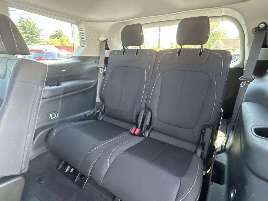 used 2021 Jeep Grand Cherokee L car, priced at $29,985