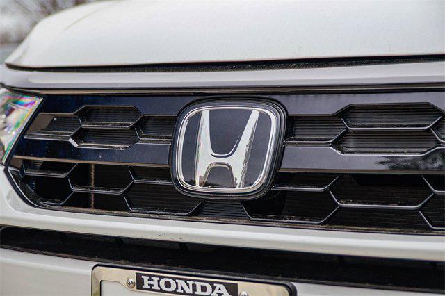 new 2025 Honda Odyssey car, priced at $45,500