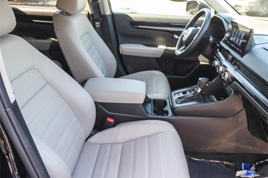 2023 Crystal Black Pearl Honda CR-V